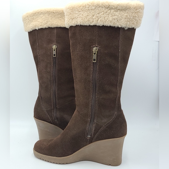 UGG Felicity Sherling Cuff Wedge Boot Womens 7 - Picture 2 of 7